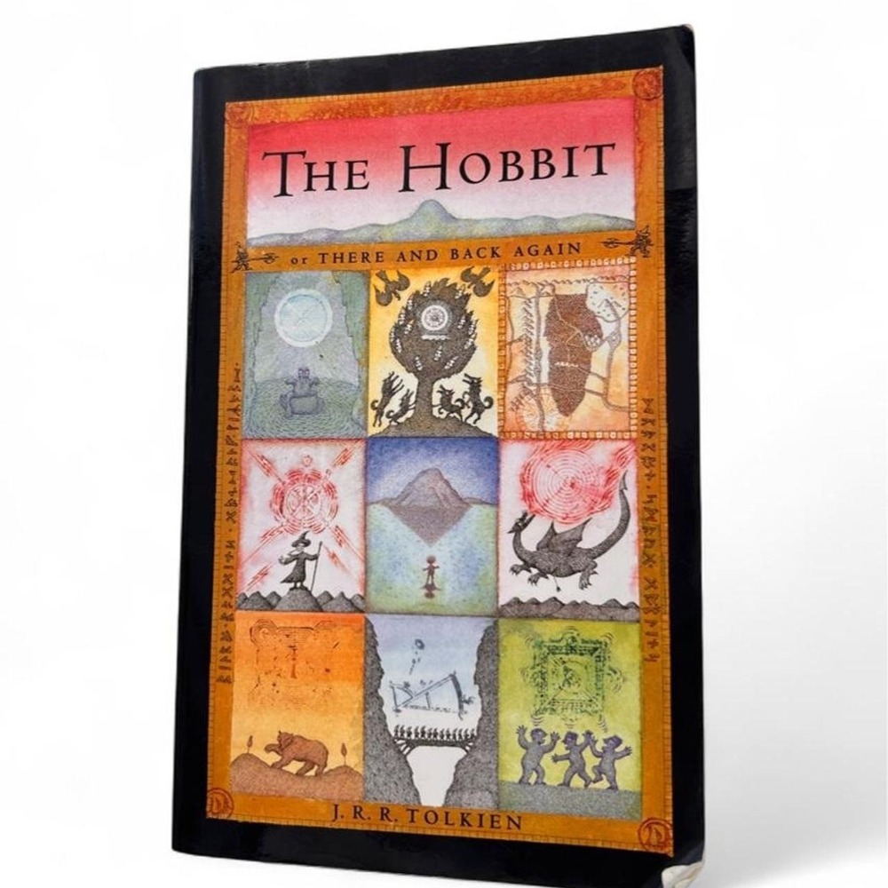 The Hobbit J.R.R. Tolkien Paperback Houghton Mifflin Fantasy Book Hoblin